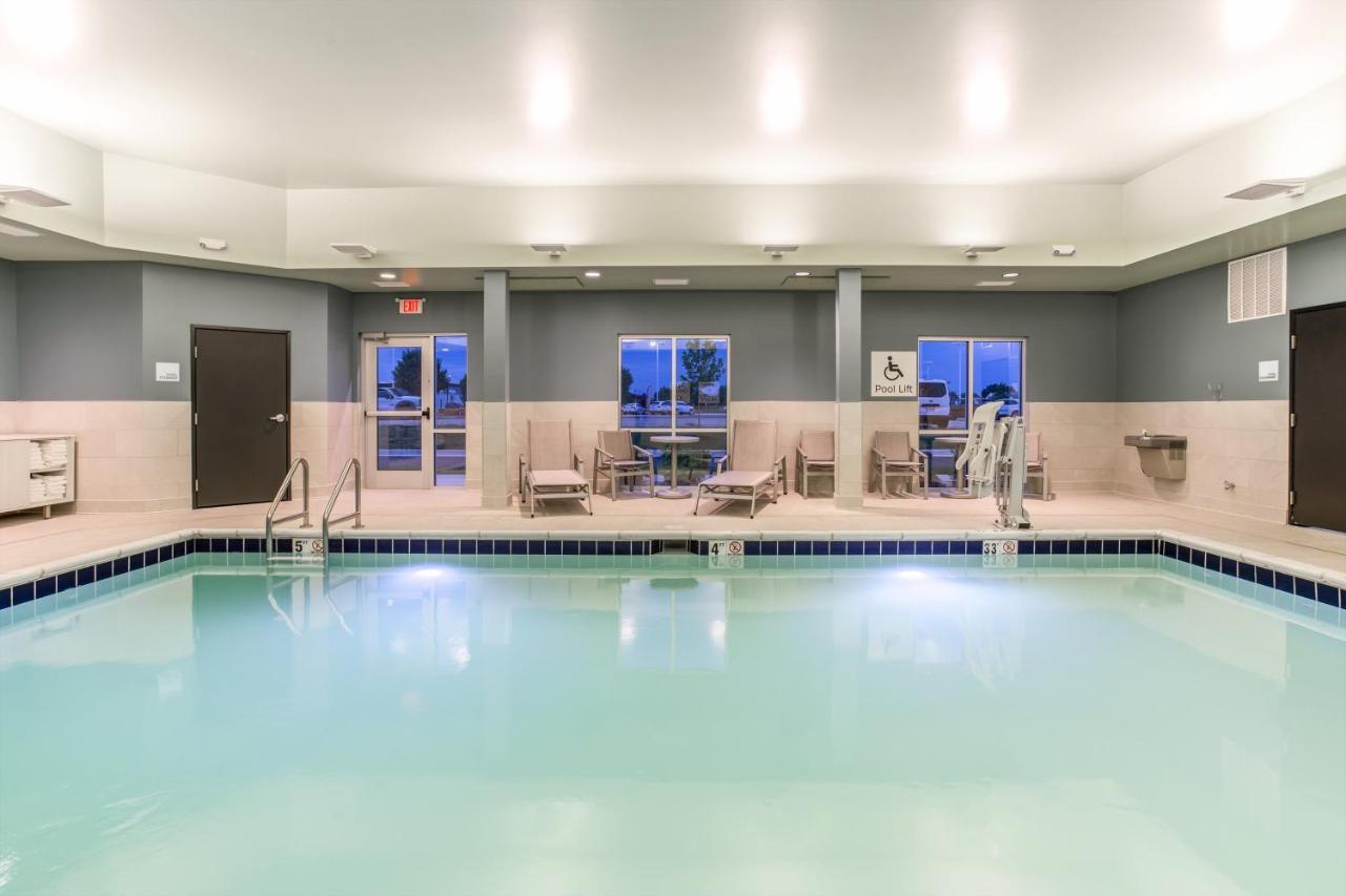 Holiday Inn Express & Suites - Ottawa By Ihg Exteriör bild