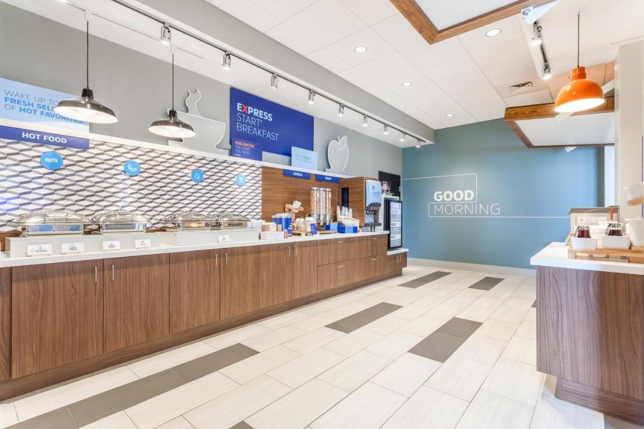 Holiday Inn Express & Suites - Ottawa By Ihg Exteriör bild